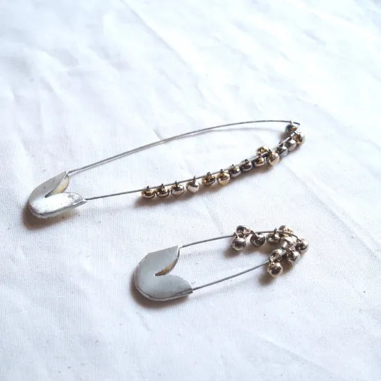 Safety pin