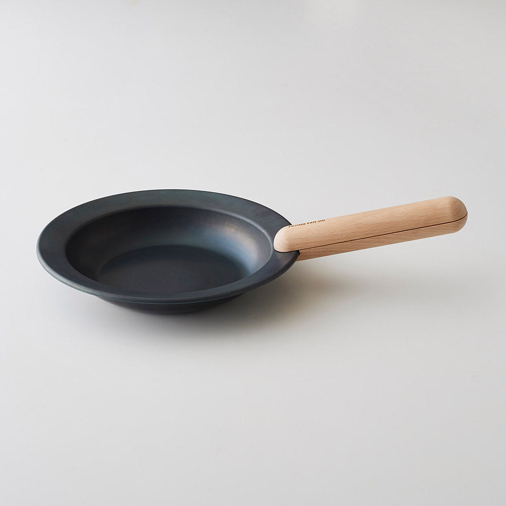 Medium Size  Frying Pan & Beech Handle Set