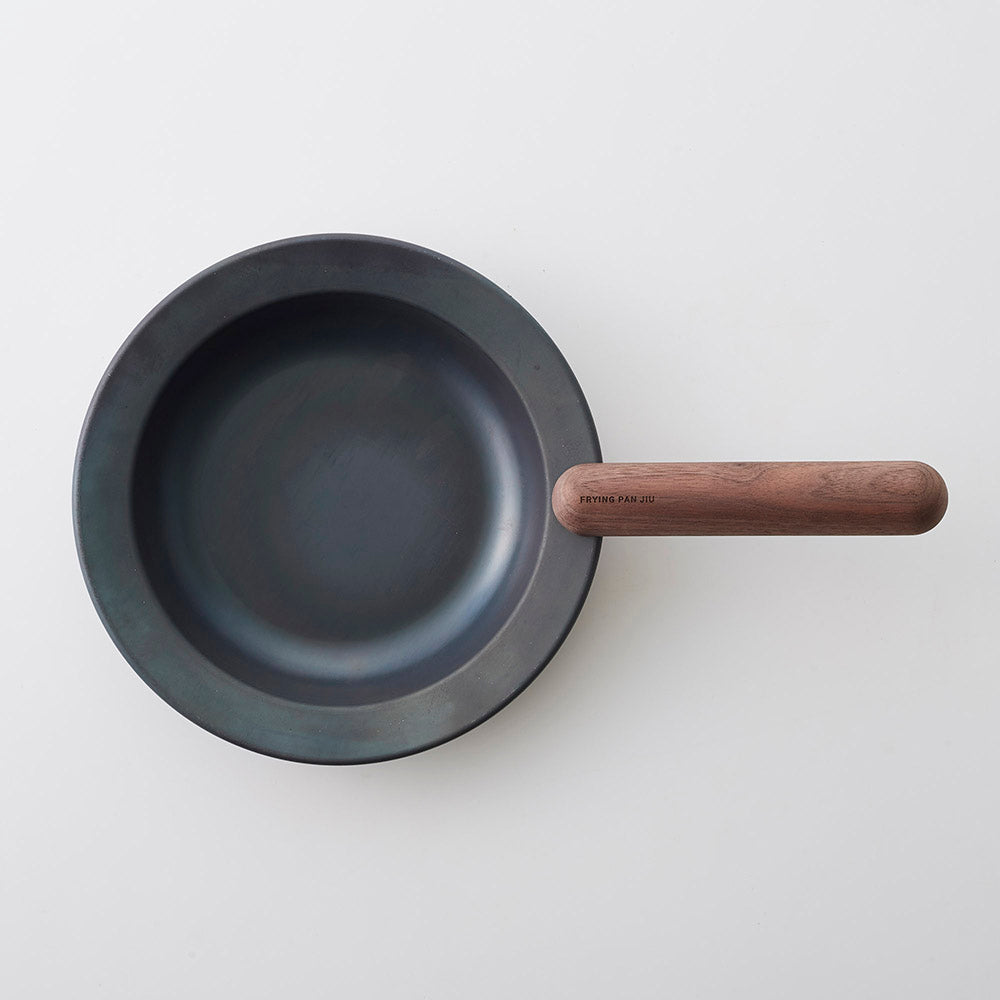 Medium Size  Frying Pan & Walnut Handle Set